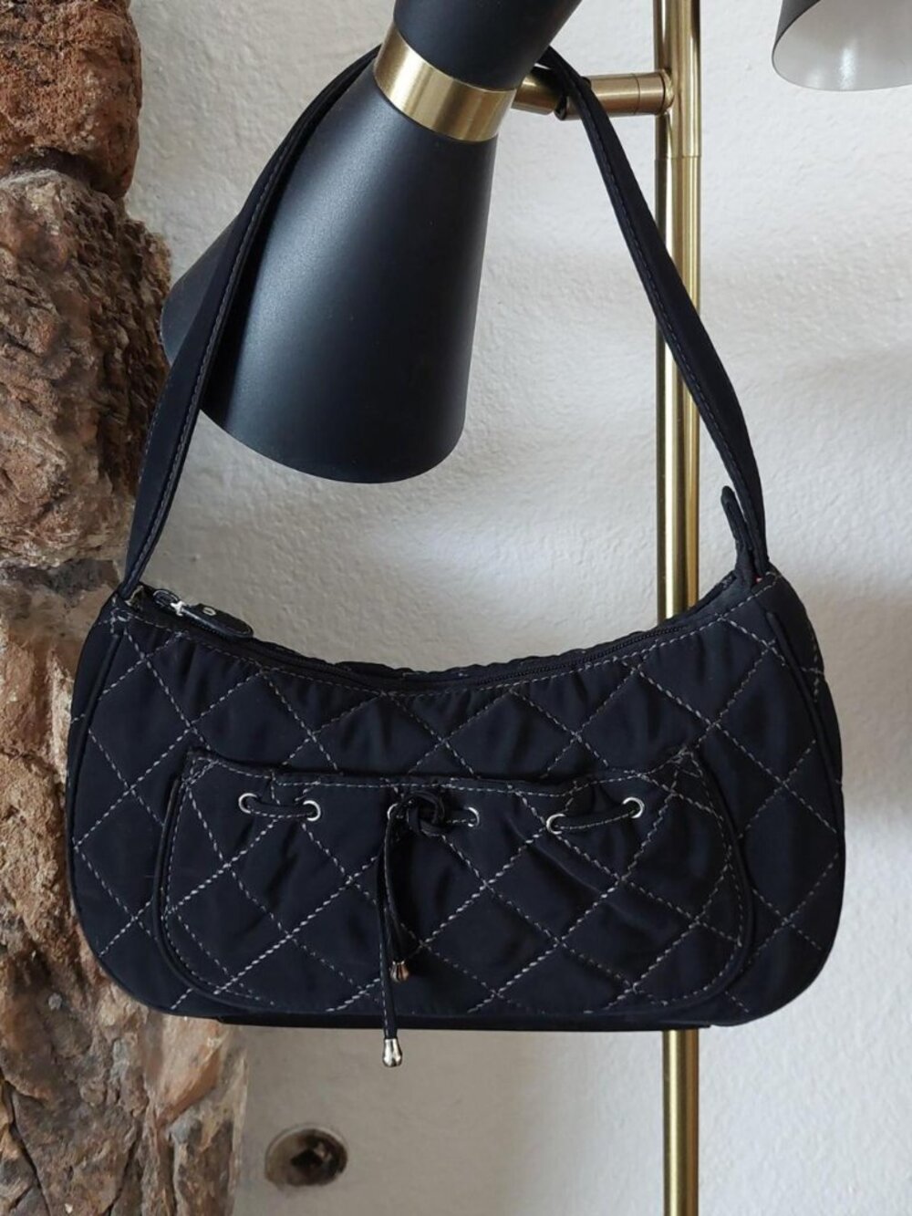 Vera Bradley black quilted shoulder bag with white stitching #crossbody #quilted